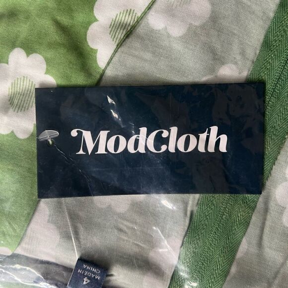 ModCloth Marketing My Words A-Line Dress in Green with White Daisy. Size 4. NWT! - Picture 9 of 11
